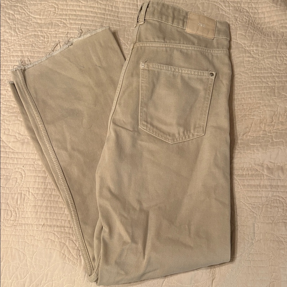 Zara Cream Jeans with Frayed Hem